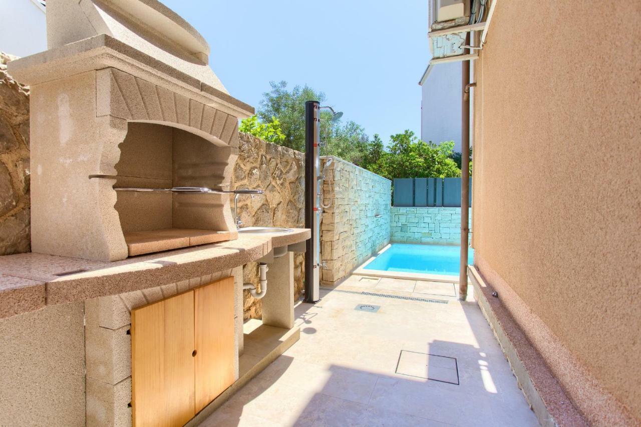 Luxury Vall Apartment Krk Town Buitenkant foto