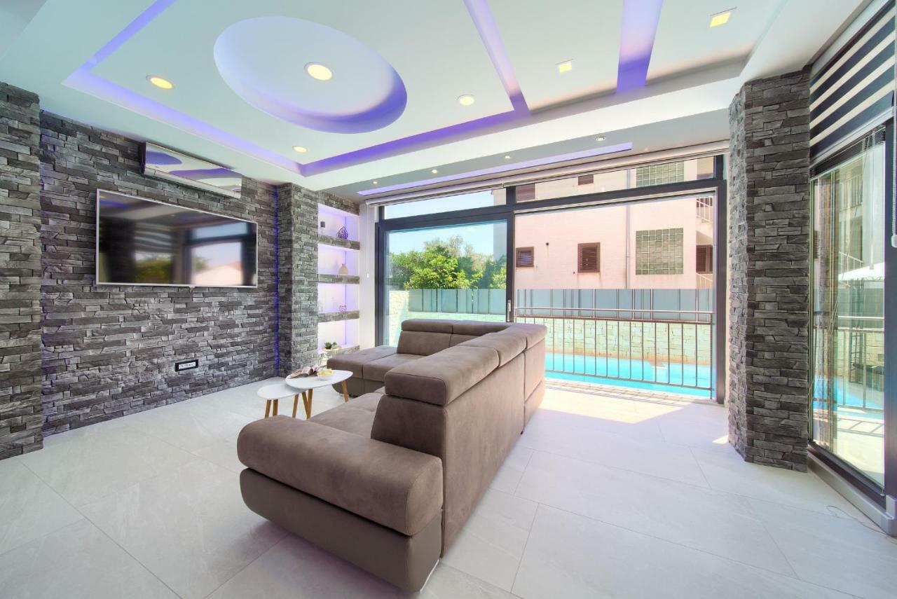 Luxury Vall Apartment Krk Town Buitenkant foto