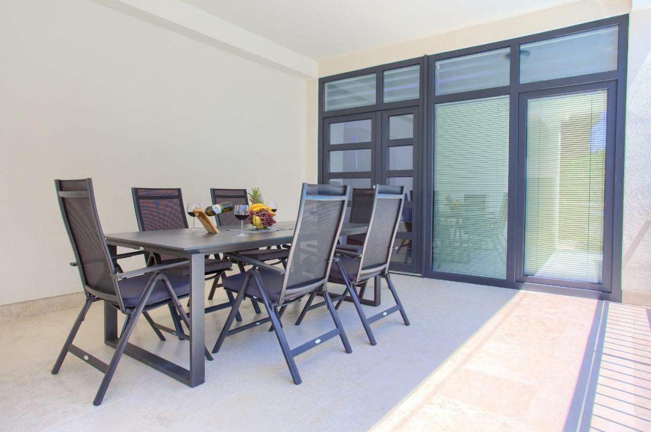 Luxury Vall Apartment Krk Town Buitenkant foto