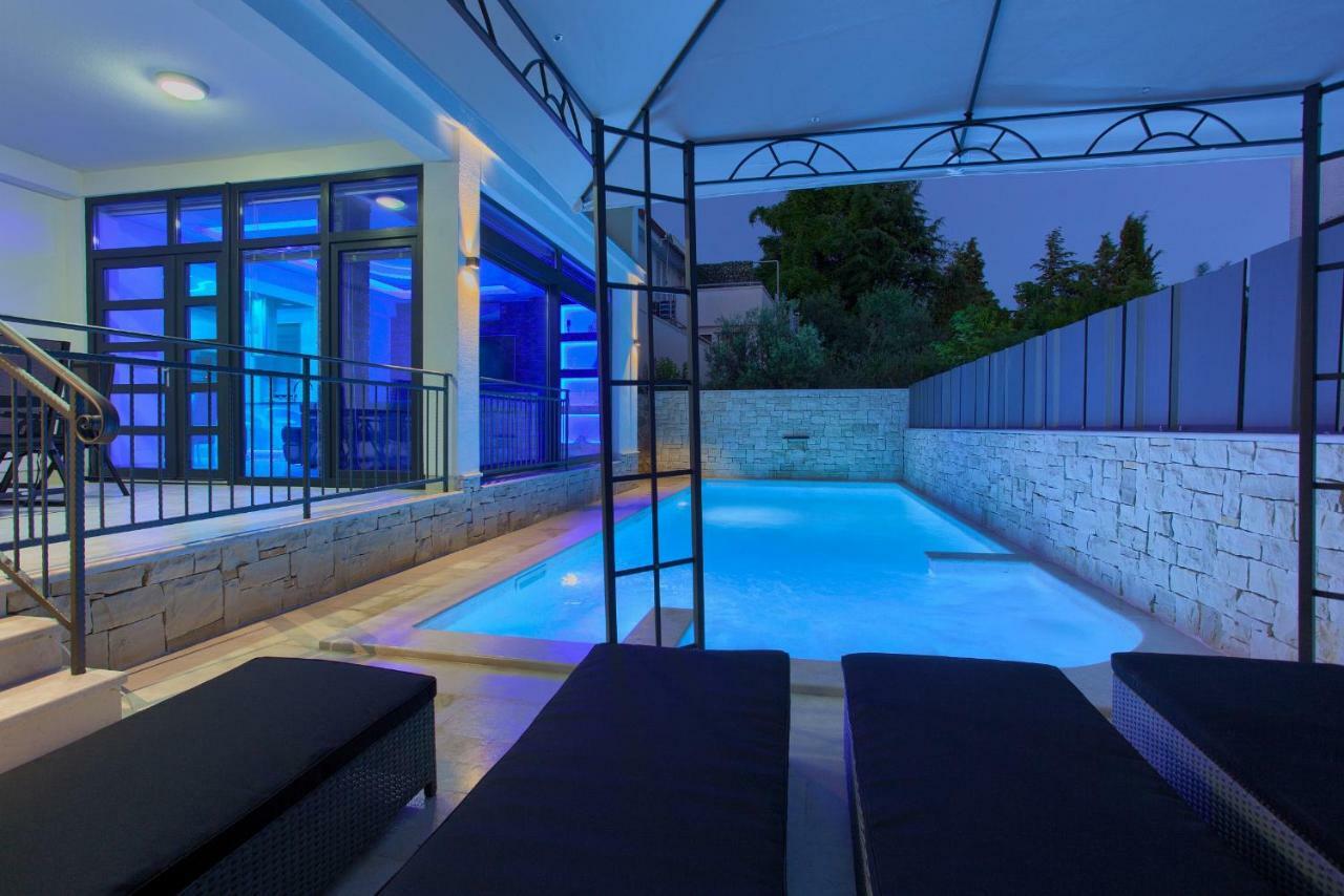 Luxury Vall Apartment Krk Town Buitenkant foto