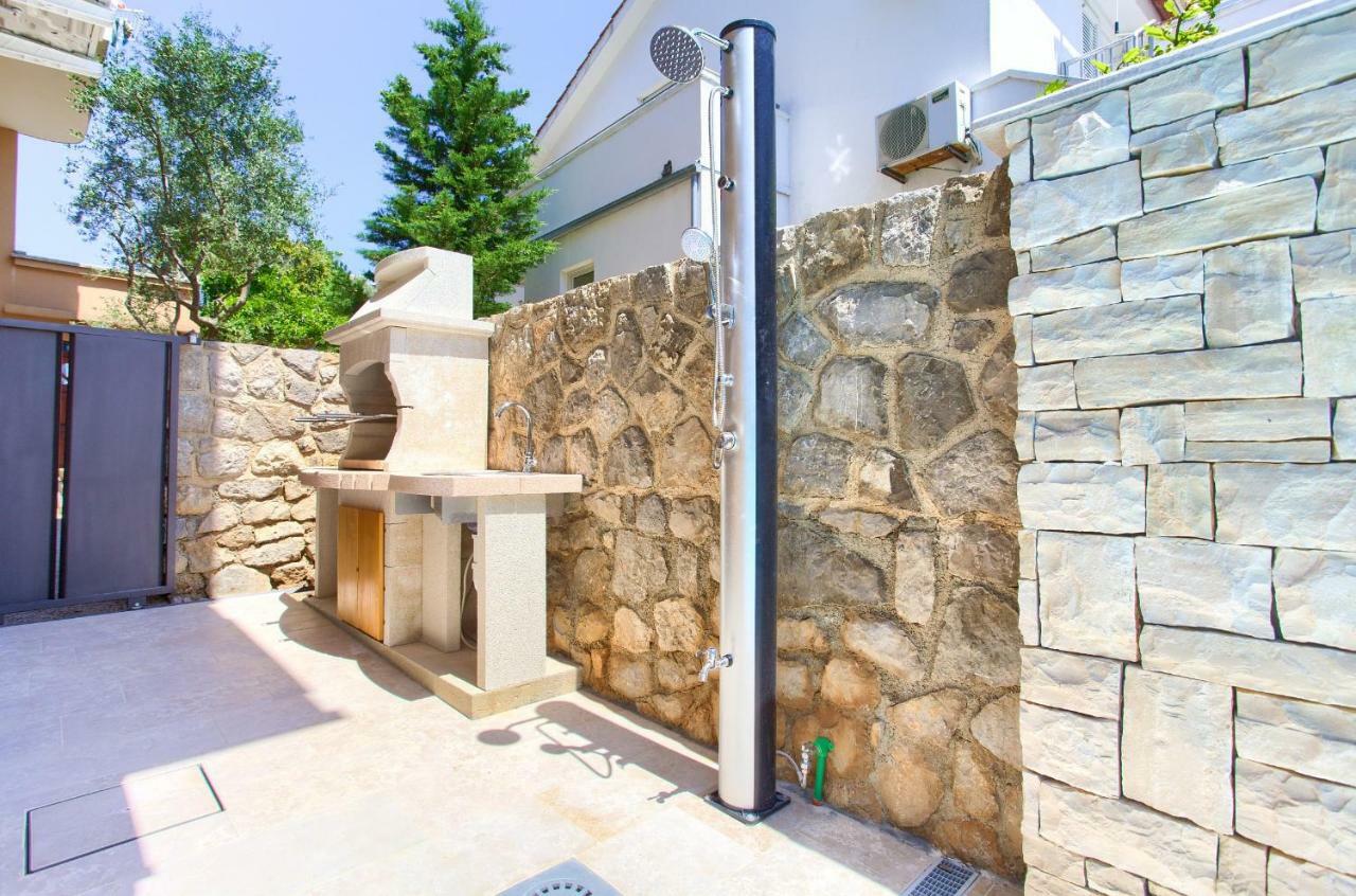 Luxury Vall Apartment Krk Town Buitenkant foto