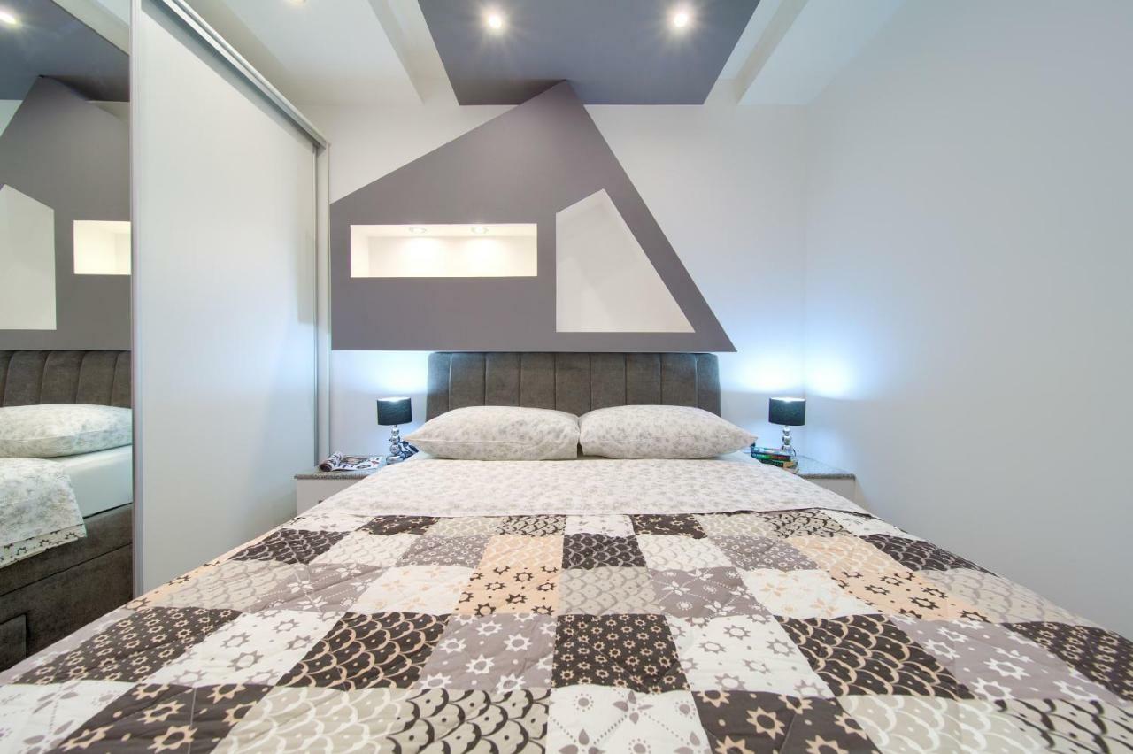Luxury Vall Apartment Krk Town Buitenkant foto
