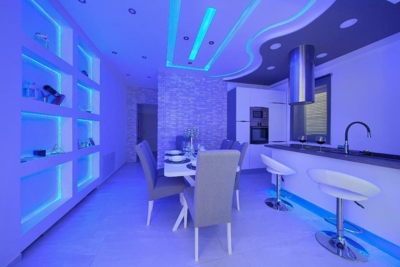 Luxury Vall Apartment Krk Town Buitenkant foto