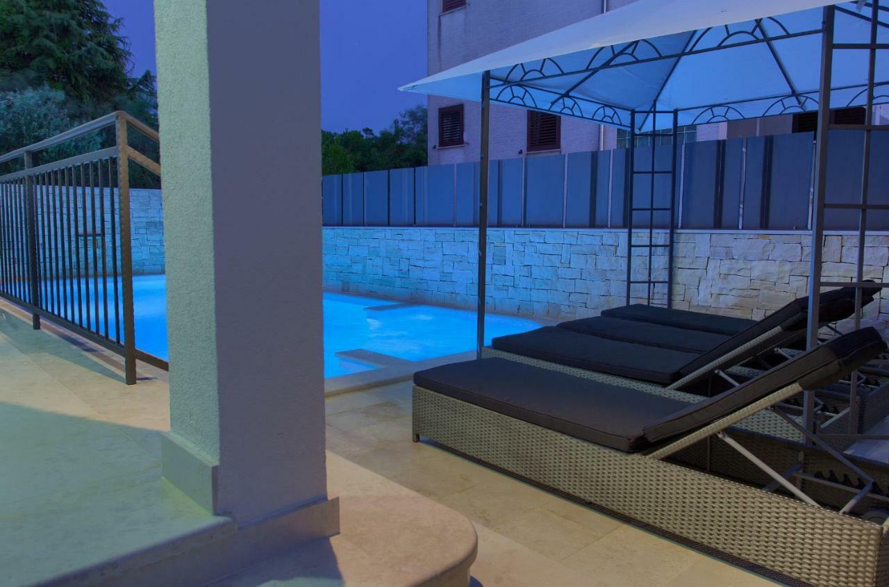 Luxury Vall Apartment Krk Town Buitenkant foto